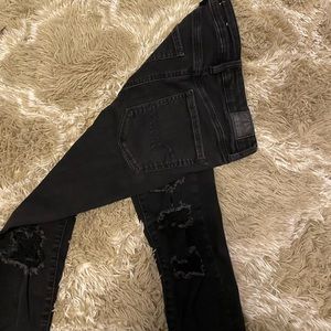 American eagle black distressed jeans size 6